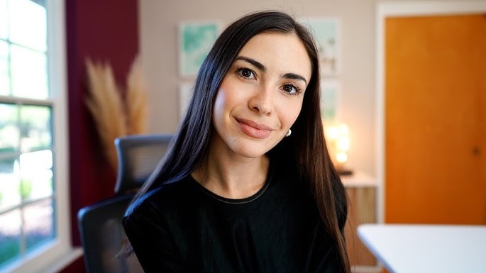 Marina Mogilko,  Linguamarina,  Silicon Valley Girl,  YouTuber entrepreneur,  education startup,  language learning,  career growth,  content creator economy,  international students,  business influencer