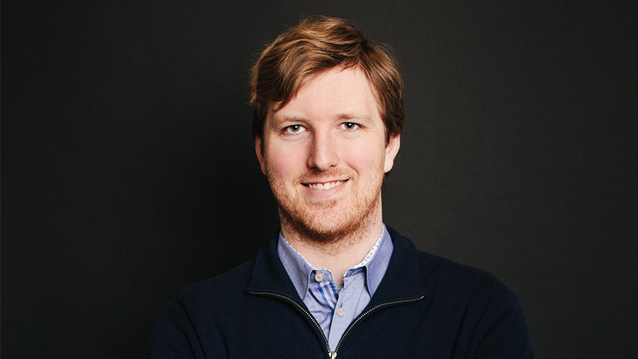 Marina Mogilko,  Linguatrip,  YouTube entrepreneur,  Silicon Valley Girl,  digital creator,  international education,  startup founder,  career coaching,  online learning,  personal branding