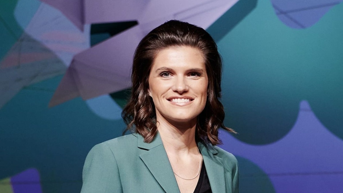 : L&eacute;a Steinacker,  tech ethics expert,  ada Learning,  AI ethics,  digital society researcher,  technology and humanity,  responsible innovation,  tech journalist,  digital transformation expert,  ethical AI