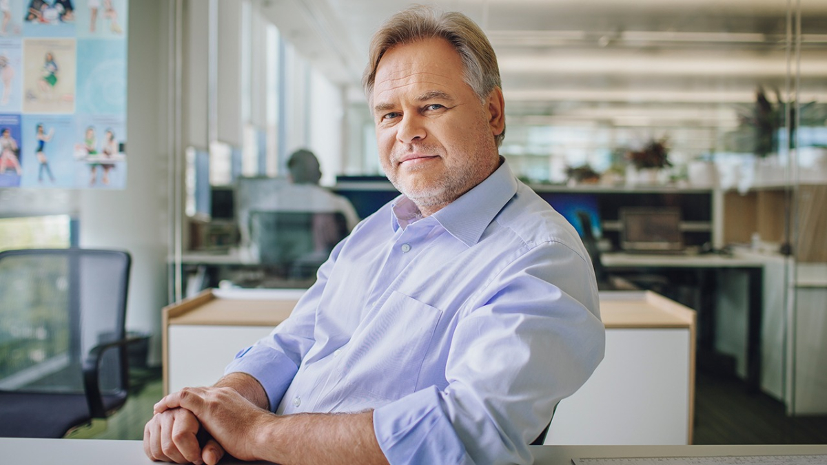 : Eugene Kaspersky,  Kaspersky Lab,  cybersecurity pioneer,  antivirus expert,  malware analyst,  cyber defense,  digital security,  cyber-immunity,  cybercrime research,  Russian cybersecurity entrepreneur