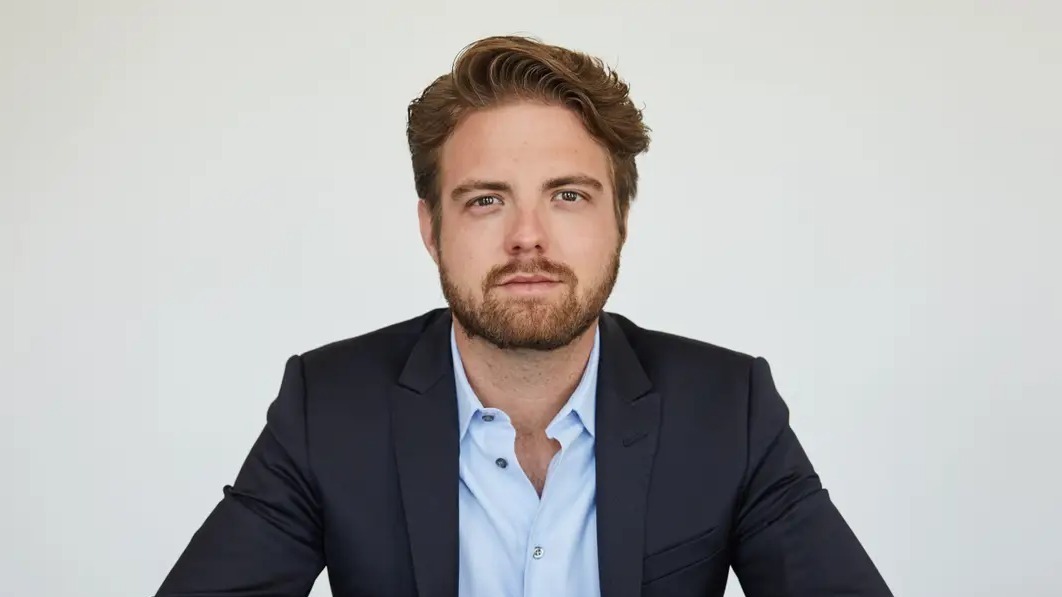 Peter Smith,  Blockchain.com,  cryptocurrency entrepreneur,  fintech innovation,  blockchain technology,  digital finance,  Bitcoin,  fintech leader,  UK tech entrepreneur,  Peter Smith biography