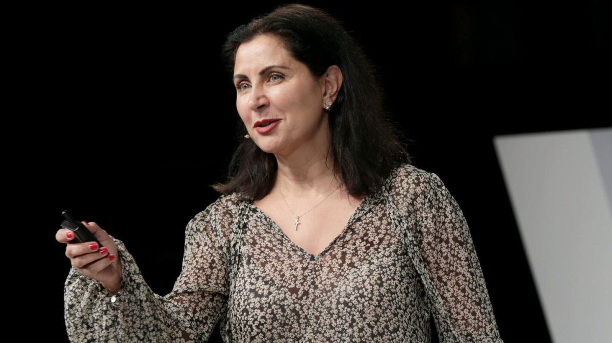 Joy Ajlouny,  Joy Ajlouny biography,  Joy Ajlouny achievements,  Joy Ajlouny career,  Joy Ajlouny Fetchr,  Joy Ajlouny Bonfaire,  female entrepreneur,  Middle East startups,  women in business,  e-commerce innovation