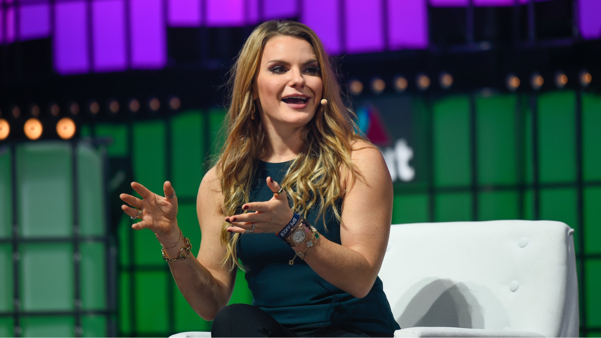 Michele Romanow,  Michele Romanow biography,  Michele Romanow achievements,  Michele Romanow career,  Michele Romanow Clearco,  Clearbanc founder,  Michele Romanow Dragons&rsquo; Den,  women entrepreneurs,  fintech innovation,  Canadian business leader